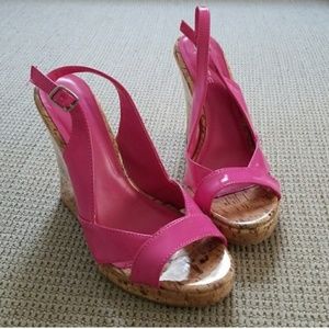 Pulse: wedge shoe